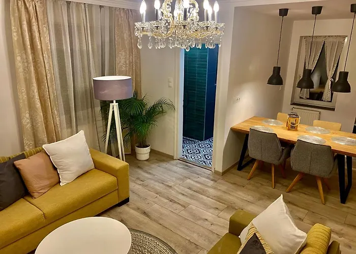 Home Sweet Apartment Xl